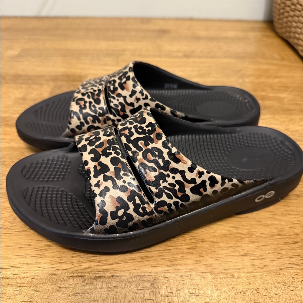OOFOS Animal Print Slide Sandals